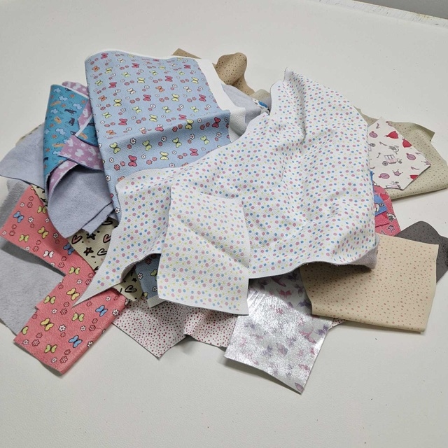 Ostanki naravnega usnja PISAN paket 200g