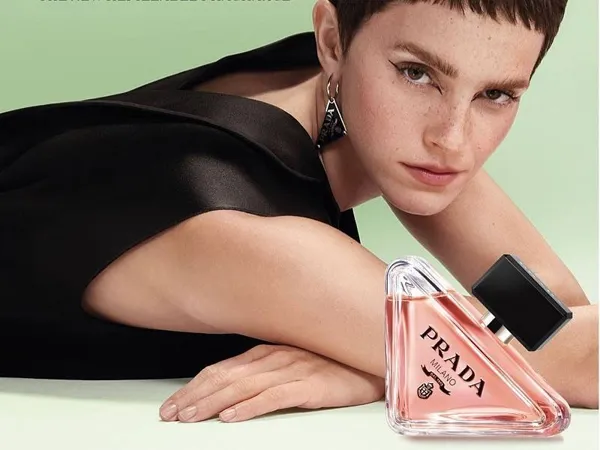 Raskoš i profinjenost: Prada Paradoxe Intense