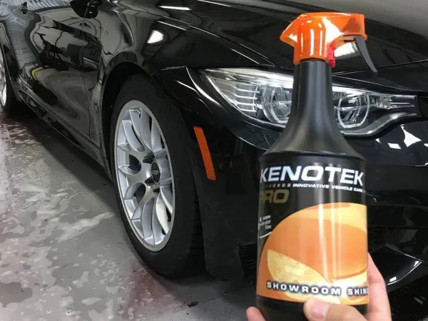 Odkrijte Kenotek Showroom Shine - Vaše Čudežno Sredstvo za Brezhiben Sijaj Vašega Avtomobila